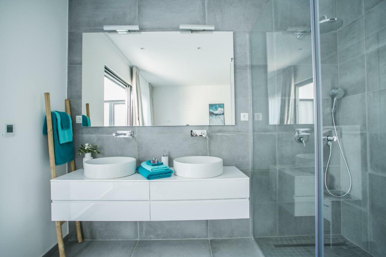 Holiday Home Olive Exclusive - 8 People, Heated Pool, Okrug Gornji, Sea View Trogir Exteriér fotografie