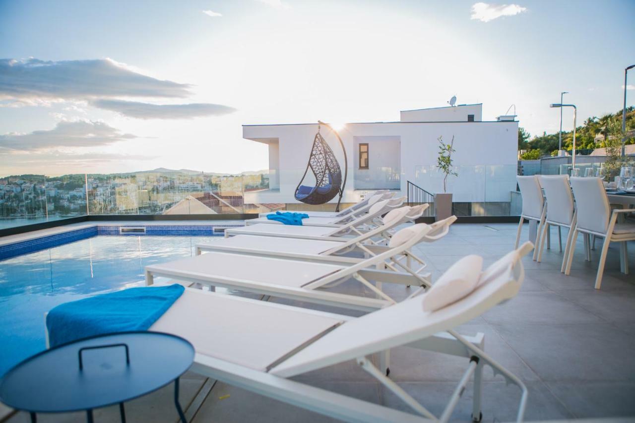 Holiday Home Olive Exclusive - 8 People, Heated Pool, Okrug Gornji, Sea View Trogir Exteriér fotografie