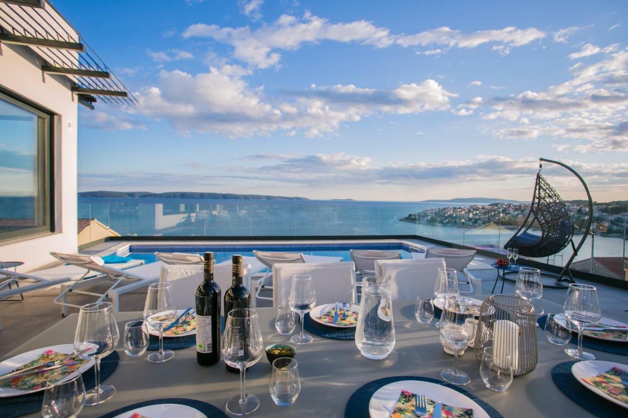 Holiday Home Olive Exclusive - 8 People, Heated Pool, Okrug Gornji, Sea View Trogir Exteriér fotografie
